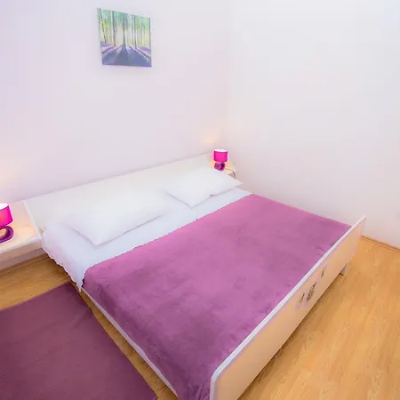 Ana Apartamento